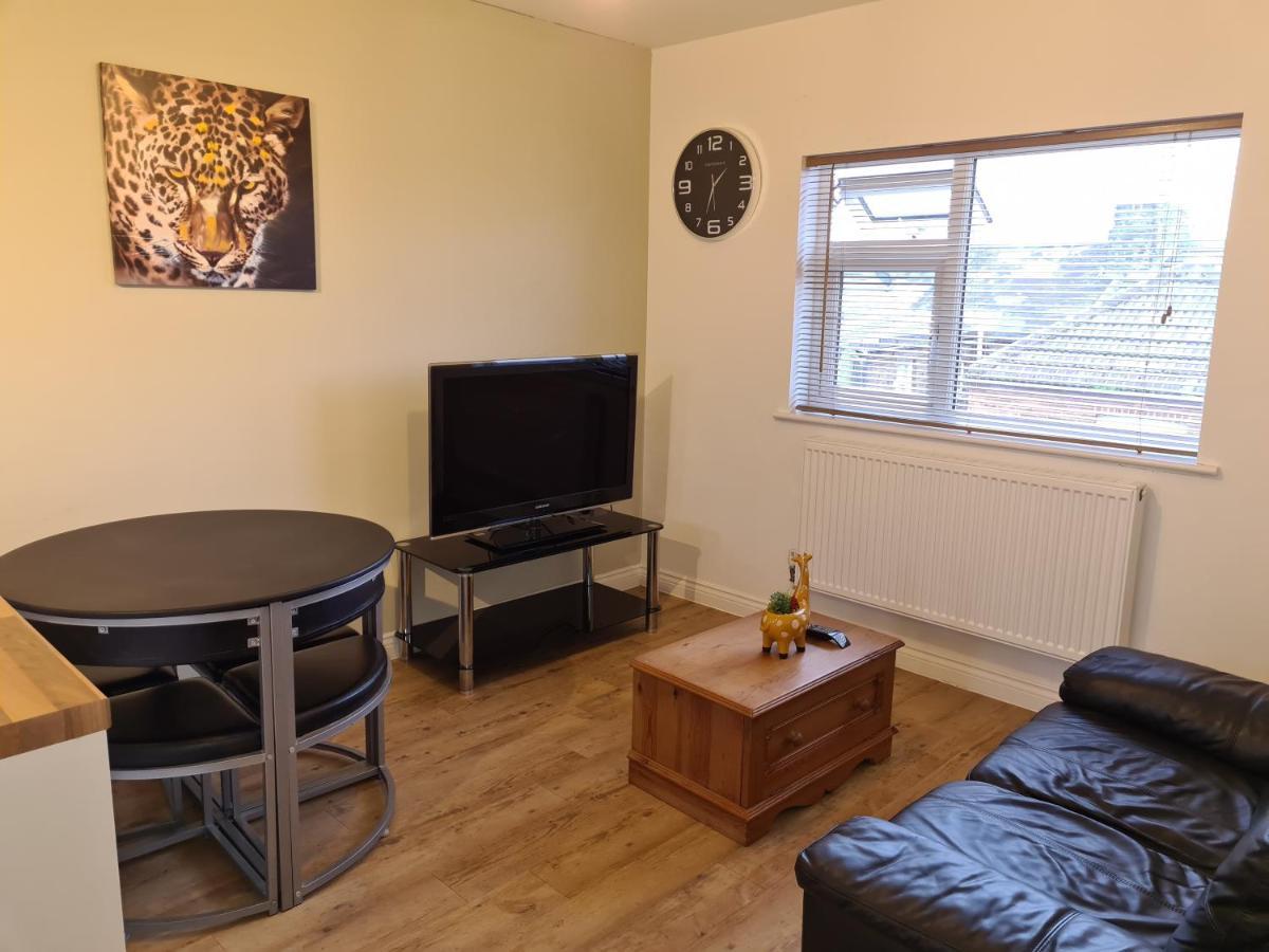 גרייט יארמאות Yarmouth Apartments, Street Permit Parking, Close To Everything, Beach, Pier, Free Wifi חדר תמונה