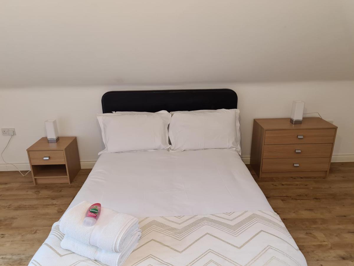 גרייט יארמאות Yarmouth Apartments, Street Permit Parking, Close To Everything, Beach, Pier, Free Wifi מראה חיצוני תמונה