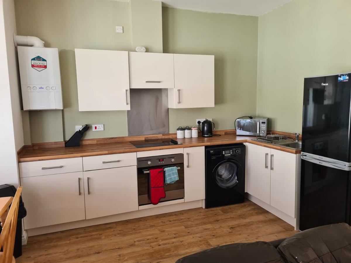 גרייט יארמאות Yarmouth Apartments, Street Permit Parking, Close To Everything, Beach, Pier, Free Wifi מראה חיצוני תמונה