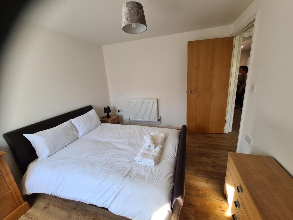 גרייט יארמאות Yarmouth Apartments, Street Permit Parking, Close To Everything, Beach, Pier, Free Wifi מראה חיצוני תמונה