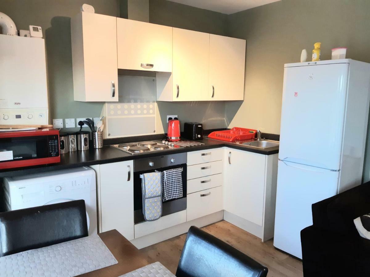 גרייט יארמאות Yarmouth Apartments, Street Permit Parking, Close To Everything, Beach, Pier, Free Wifi מראה חיצוני תמונה