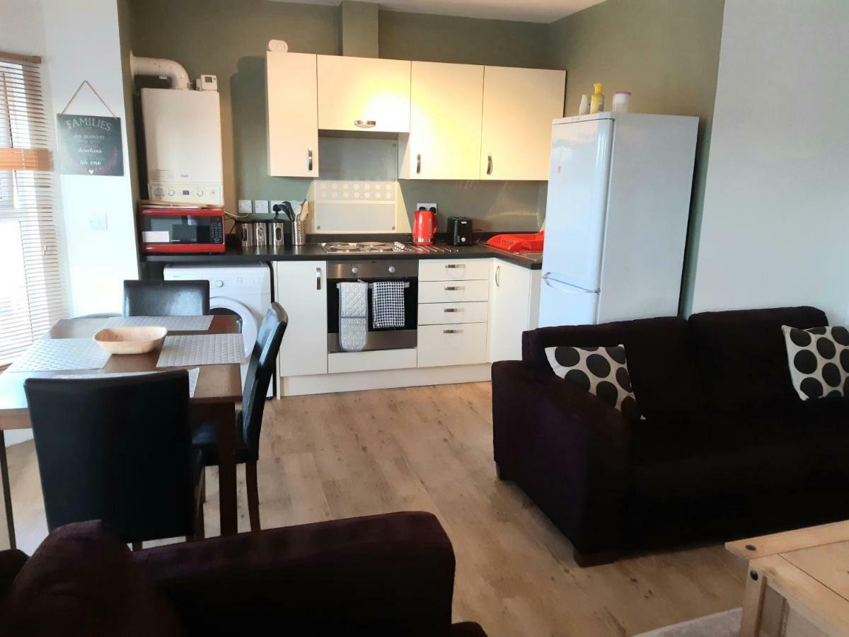 גרייט יארמאות Yarmouth Apartments, Street Permit Parking, Close To Everything, Beach, Pier, Free Wifi מראה חיצוני תמונה